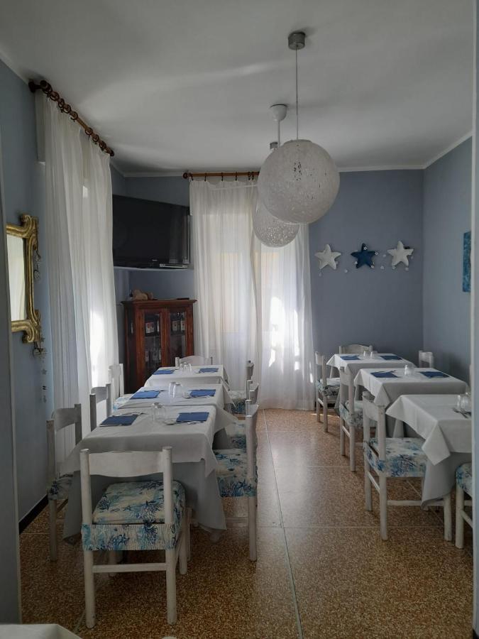 Hotel La Madunina Varazze Eksteriør billede